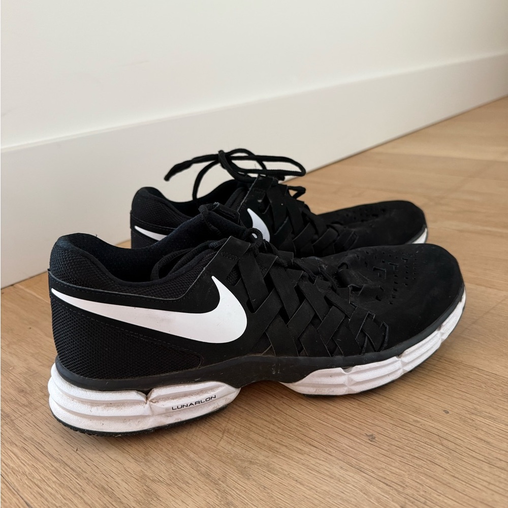 Men’s Nike Lunarlon Sneakers in size 11